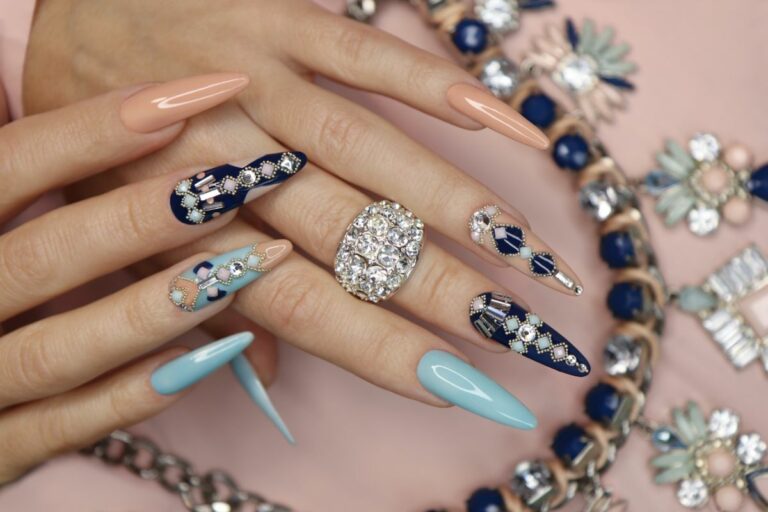 Read more about the article The Timeless Elegance of French Manicures at Roses Nail Salon.