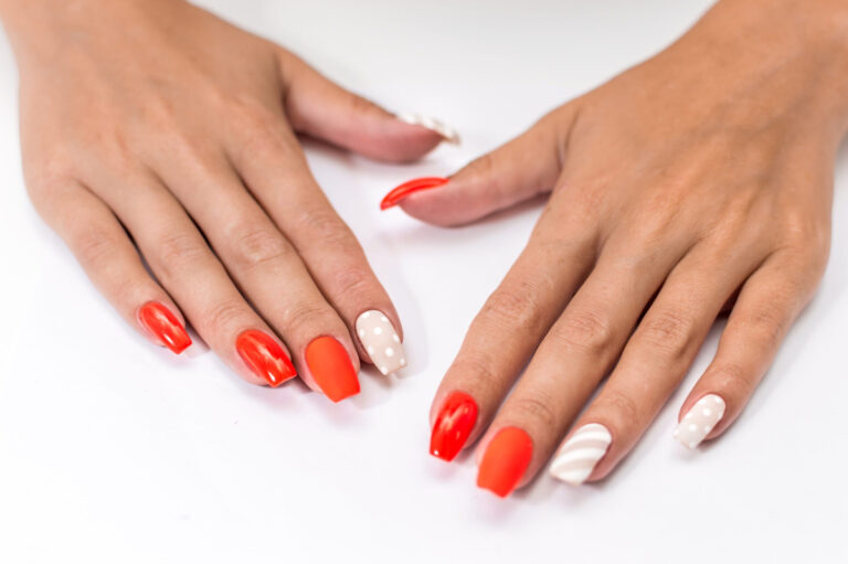 Read more about the article Beginner’s Guide To DIY Manicures: Tips From Roses Nail Salon Experts